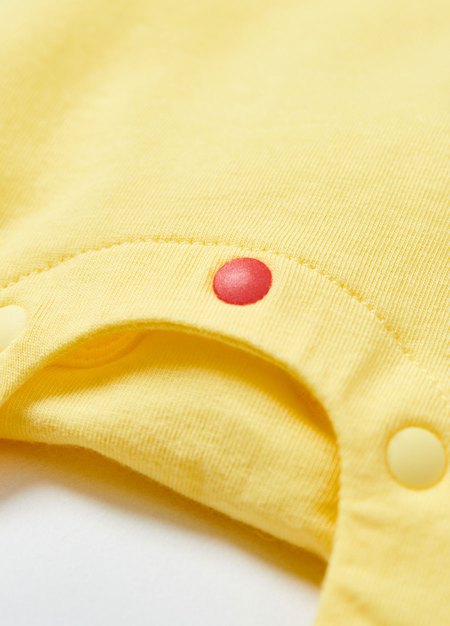 BABY迪士尼維尼造型包屁衣(附領巾)-紅色4