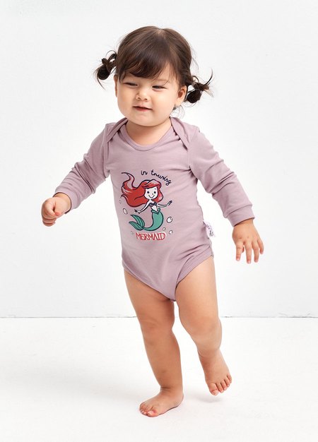 BABY迪士尼蓄熱保溫長袖包屁衣-小美人魚-淺紫3