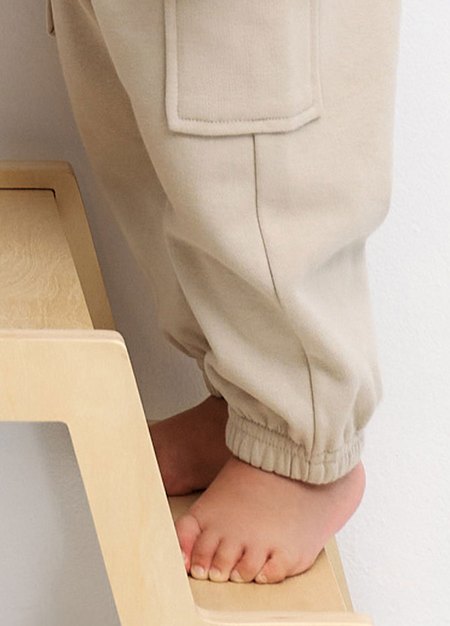 BABY棉質工作束口褲-米色2