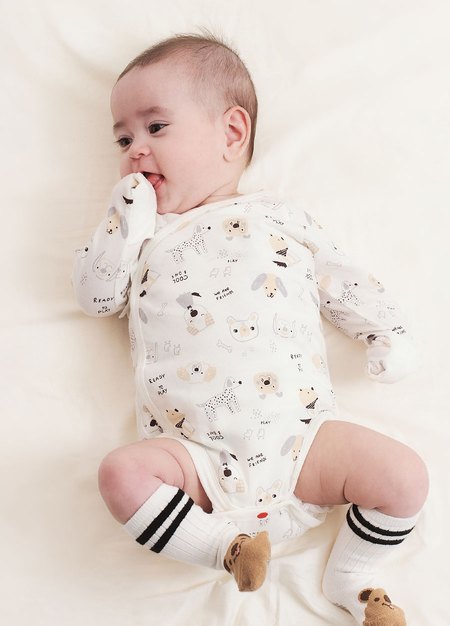 新生兒Q彈棉質長袖包屁衣-狗狗-白色1