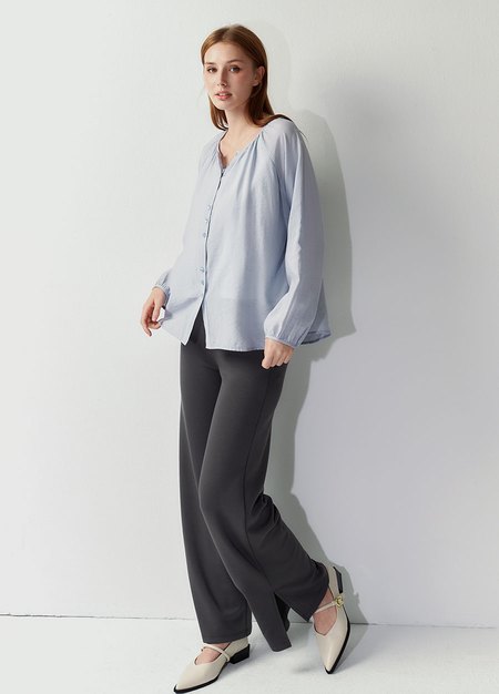 簡約圓領縮褶廓型孕哺襯衫-籃紫4