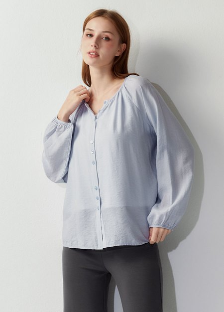 簡約圓領縮褶廓型孕哺襯衫-籃紫3