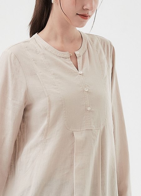 立領弧形剪接長版孕哺上衣-米色1