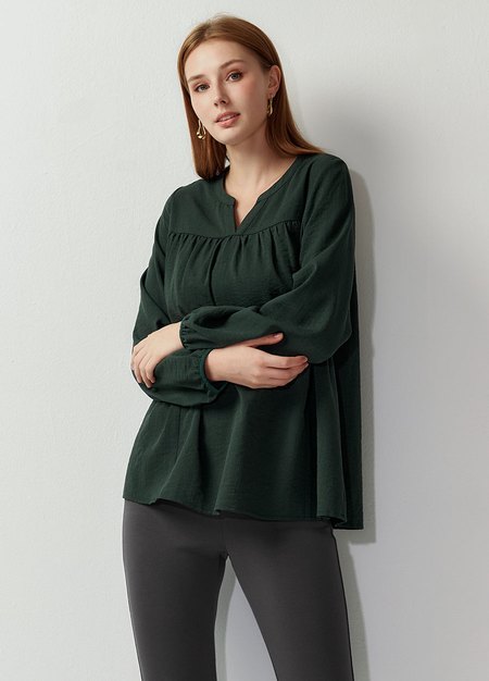 小V領細褶孕哺上衣-深綠3