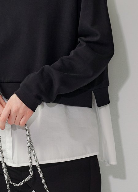 假兩件翻領傘襬孕哺上衣-黑色4