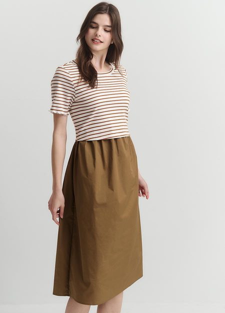 橫紋拼接假兩件孕哺洋裝-駝色4