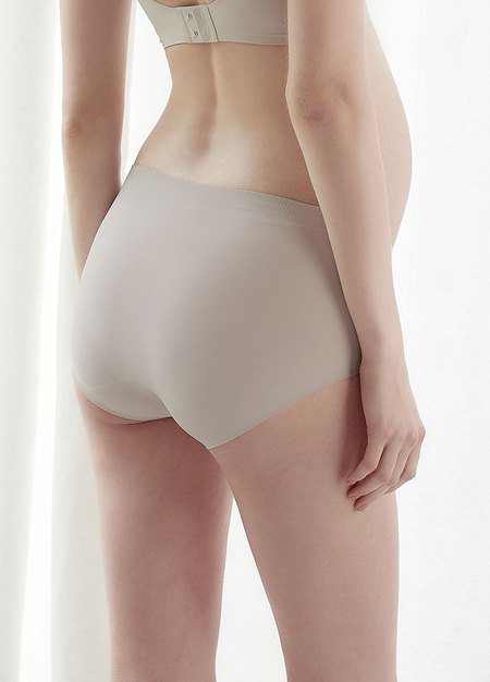 零著感無痕內褲-淺灰3